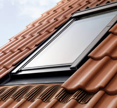 Pose de velux et fenêtre de toit